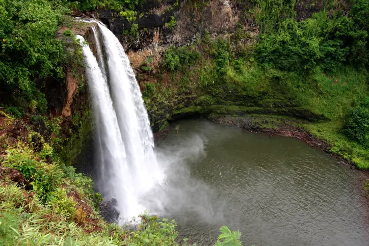 Can You Swim In Wailua Falls