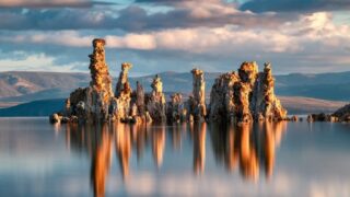 Beaufiul tufa formation at Mono Lake. But, is swimming possible in this lake?