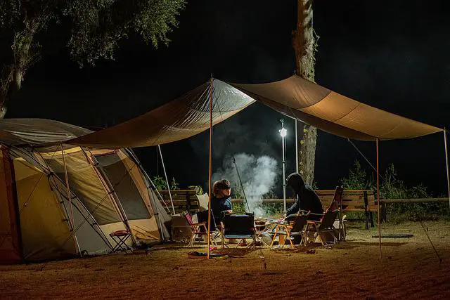 tips to keep your belongins safe while camping anywhere in day or night